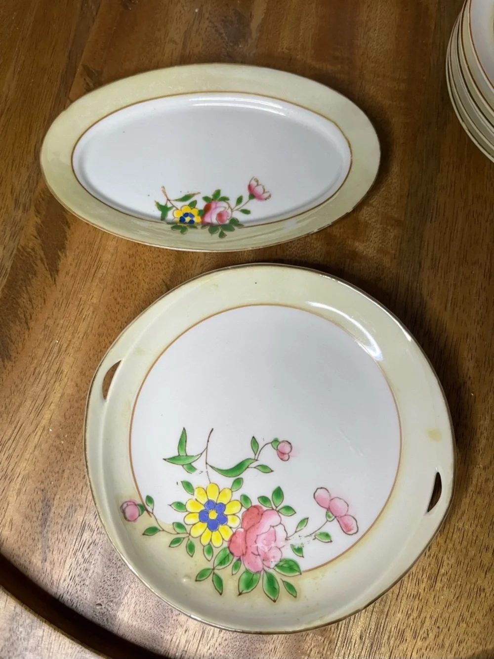 Vintage MINIATURE 28 piece Porcelain Tea Set‎
